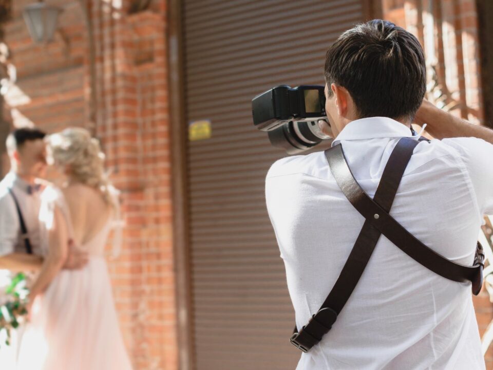 How Much Does it Cost to Hire a Photographer in Vero Beach FL for a Wedding?