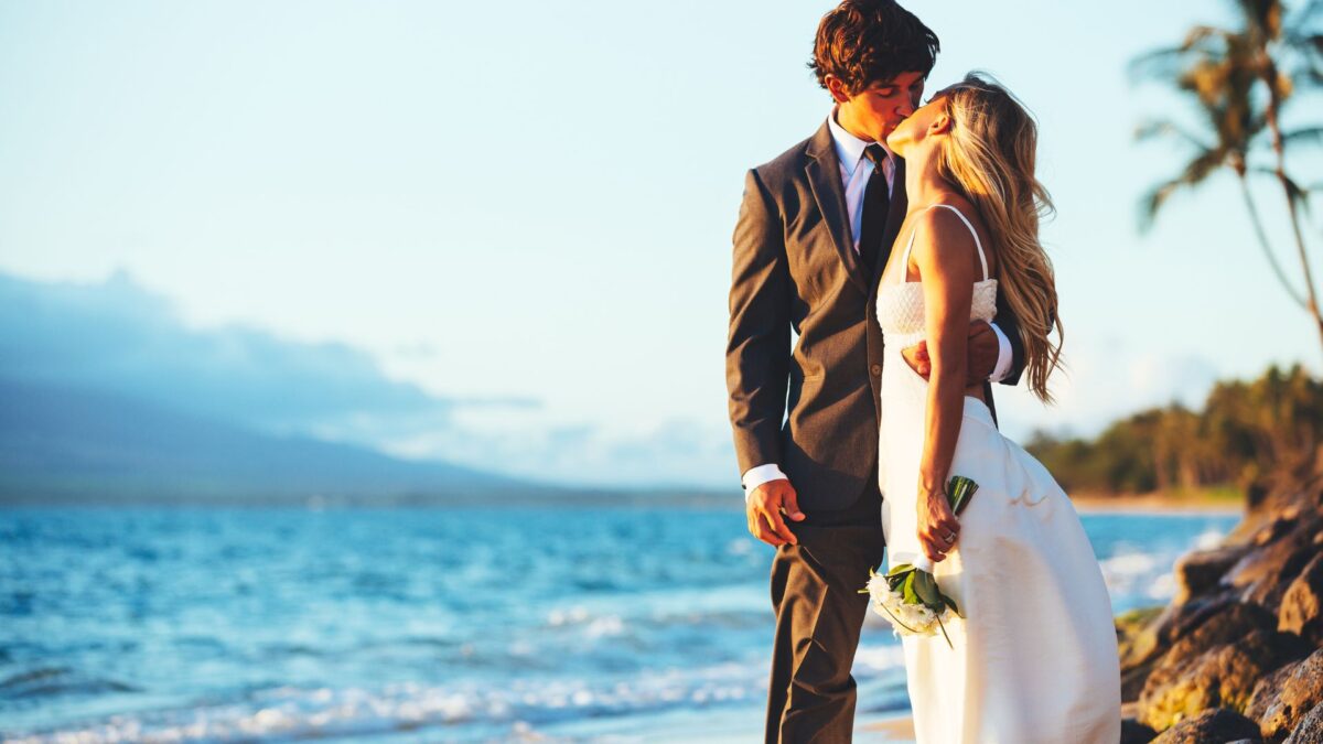 How to Make Sure the Vero Beach Wedding Photographer is Insured?