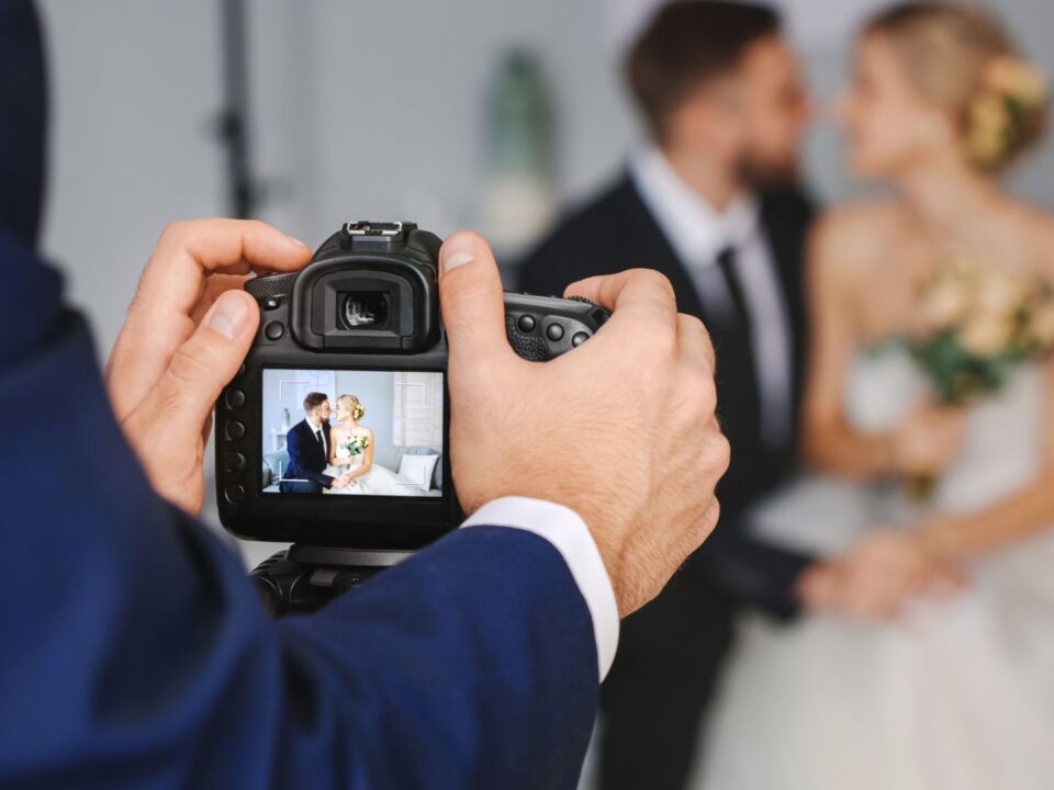 What Should You Ask Before Booking a Vero Beach Wedding Photographer?