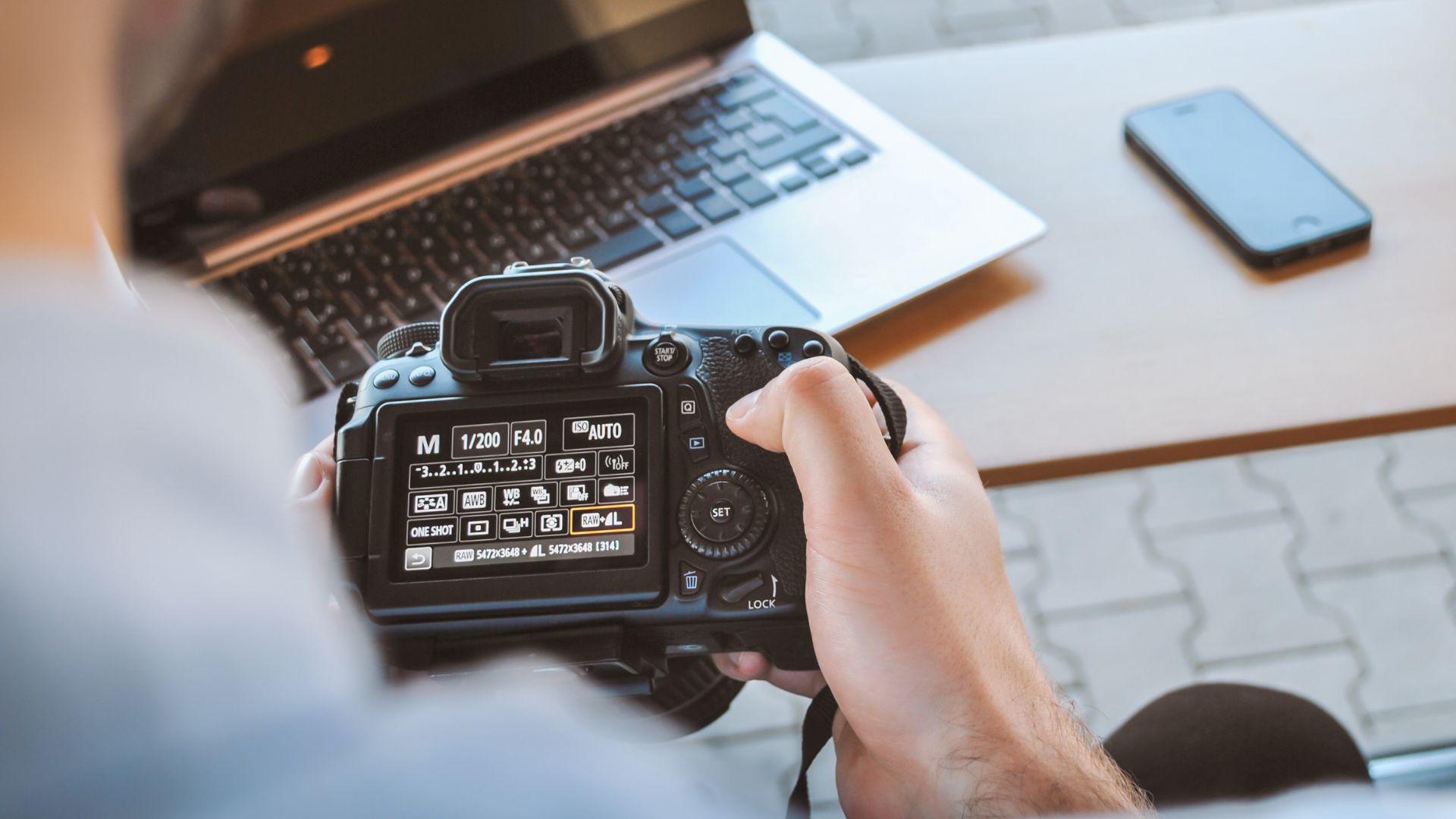 What Should You Ask a Vero Beach Wedding Videographer Before Booking?